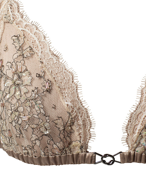 Комплект из кружева, 5