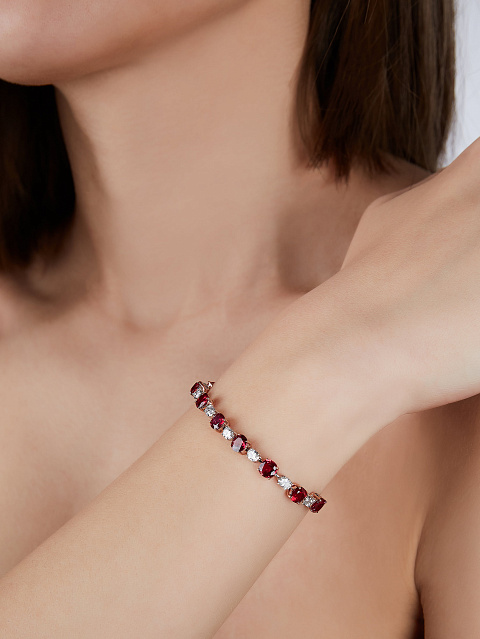 Браслет из белого золота с бриллиантами и рубинами, 3