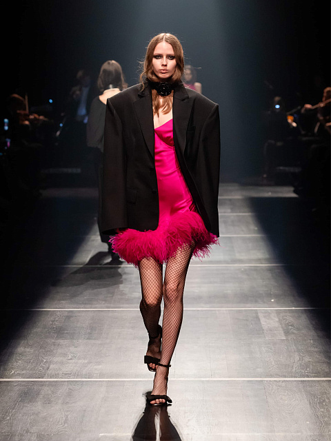 Look #75, 1 Look #75, 1