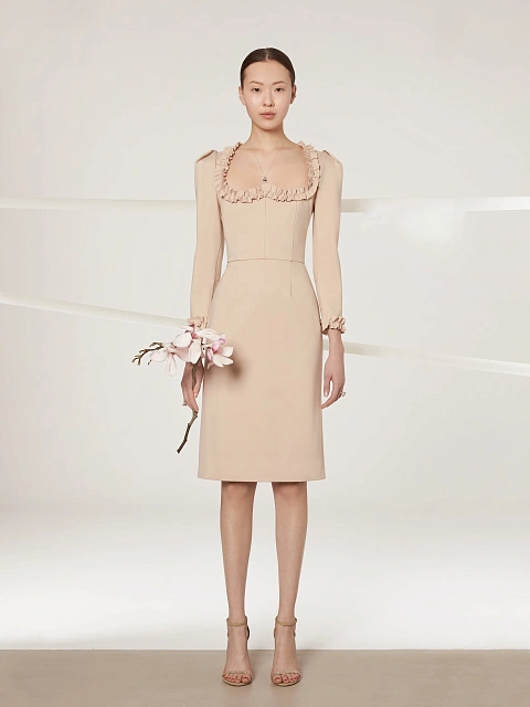 Бежевое платье-миди с рюшами, 4 Бежевое платье-миди с рюшами, 4