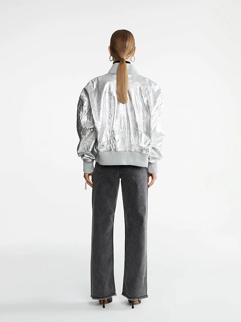 Серебристый бомбер из мятой кожи, 5