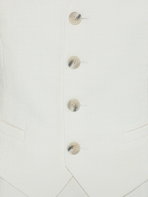 Белый костюм-тройка с цветочной вышивкой, 7