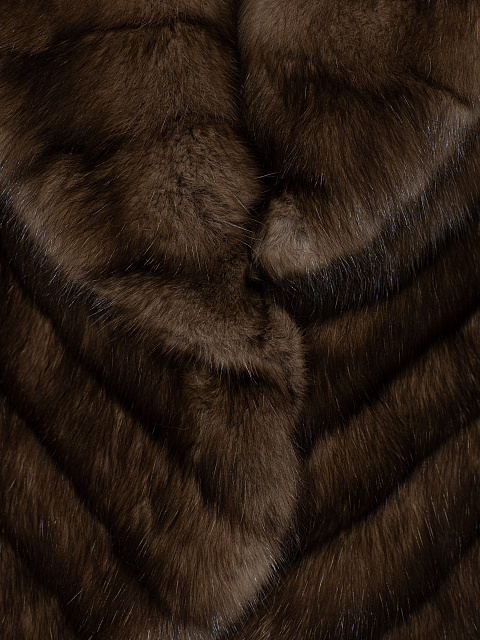 Укороченная шуба из меха тонированного соболя, 3