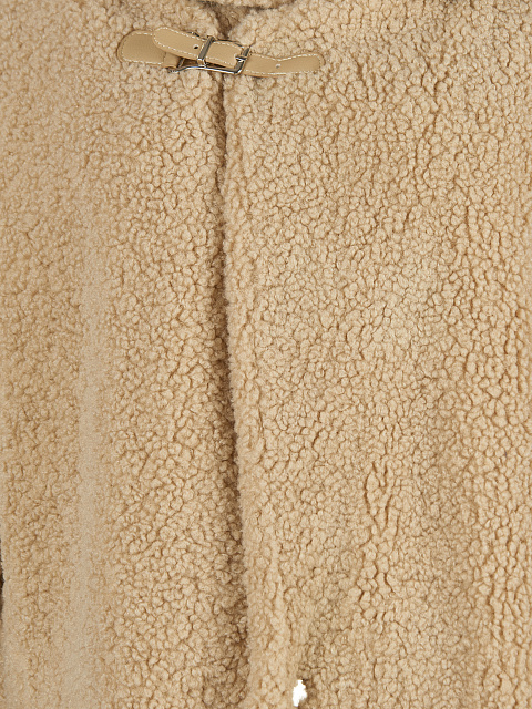 Бежевый жакет из эко-меха, 4