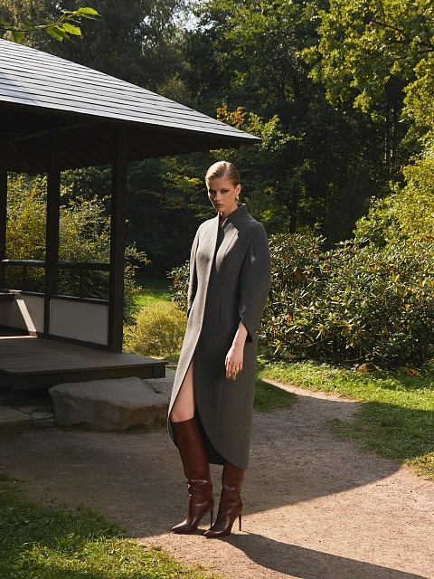 Коричневые кожаные сапоги на шпильке, 5 Коричневые кожаные сапоги на шпильке, 5