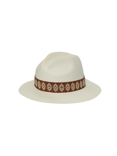 Cоломенная шляпа с коричневой лентой и вышивкой, 1