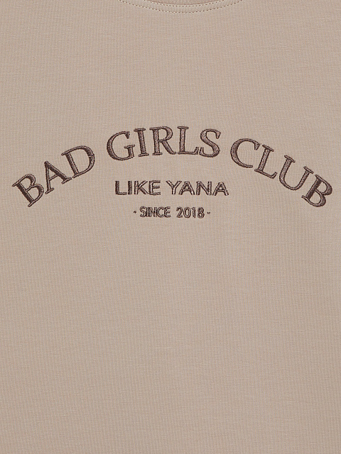 Бежевый костюм с бермудами и коричневой вышивкой, 3