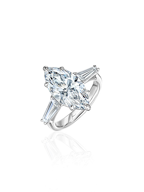 Кольцо из белого золота с бриллиантом в огранке «маркиз», 1 Кольцо из белого золота с бриллиантом в огранке «маркиз», 1