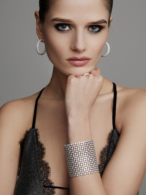 Хупсы из белого золота с бриллиантами круглой огранки, 3 Хупсы из белого золота с бриллиантами круглой огранки, 3