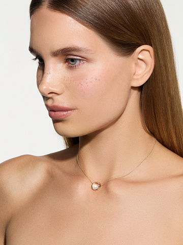 Колье с кулоном с буквой J из желтого золота с горным хрусталем, 2 Колье с кулоном с буквой J из желтого золота с горным хрусталем, 2