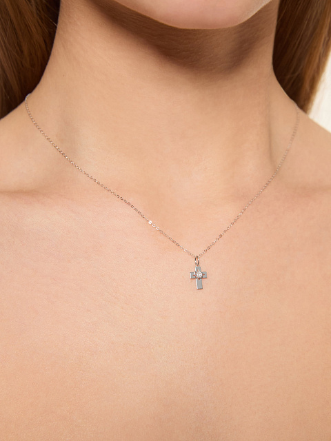 Колье с кулоном-крестом из белого золота, 2 Колье с кулоном-крестом из белого золота, 2