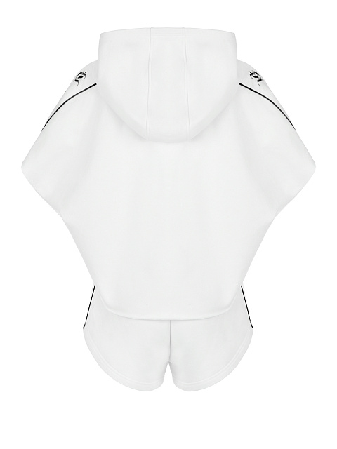 Белый трикотажный костюм с шортами и черной вышивкой, 2