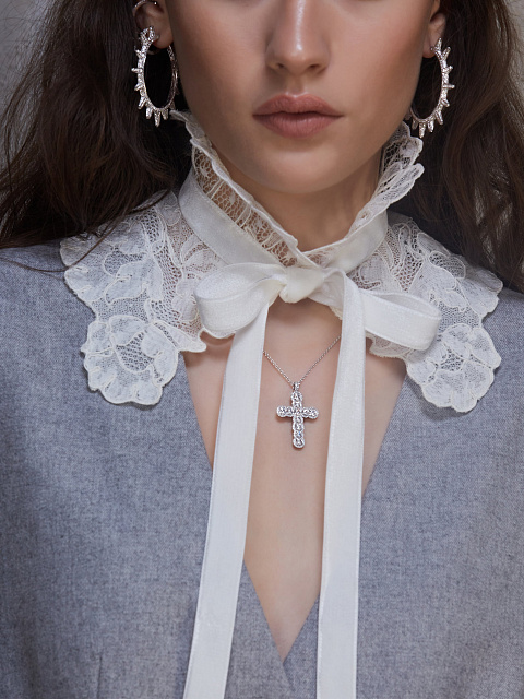 Хупсы из белого золота с бриллиантами, 6 Хупсы из белого золота с бриллиантами, 6