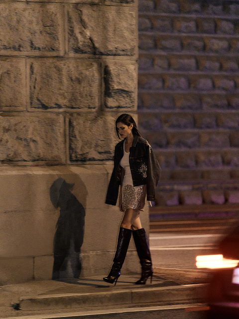 Бежевая майка с люрексом и фигурным низом, 10 Бежевая майка с люрексом и фигурным низом, 10