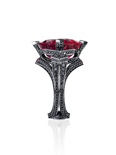 Кольцо из черненого золота с рубинами и черными бриллиантами, 2 Кольцо из черненого золота с рубинами и черными бриллиантами, 2