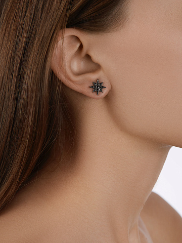 Пусеты из черненого золота с черными бриллиантами круглой огранки, 2