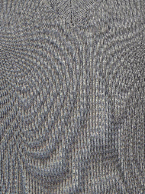 Серое боди с V-образным вырезом, 3