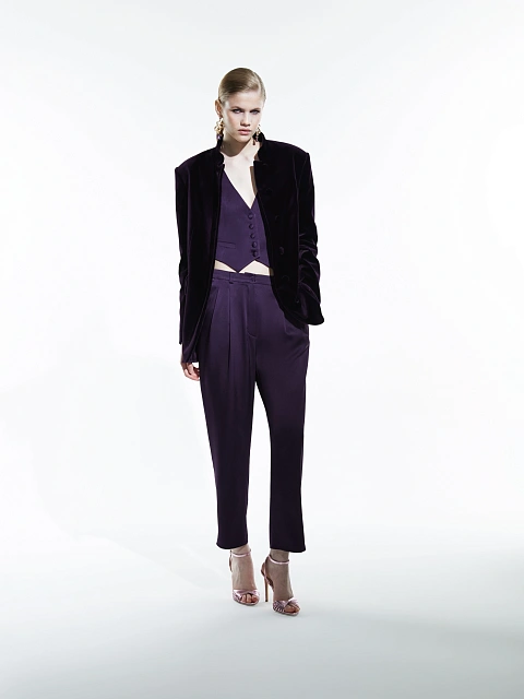 Фиолетовый костюм-тройка из бархата и шелка, 2 Фиолетовый костюм-тройка из бархата и шелка, 2
