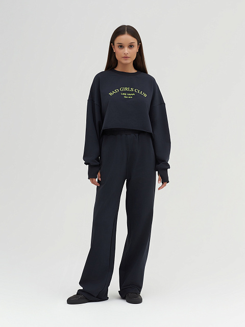 Черно-серый трикотажный костюм Bad Girls Club с салатовой вышивкой, 2