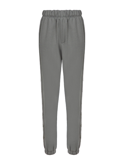 Серый трикотажный костюм с зеленой вышивкой, 3