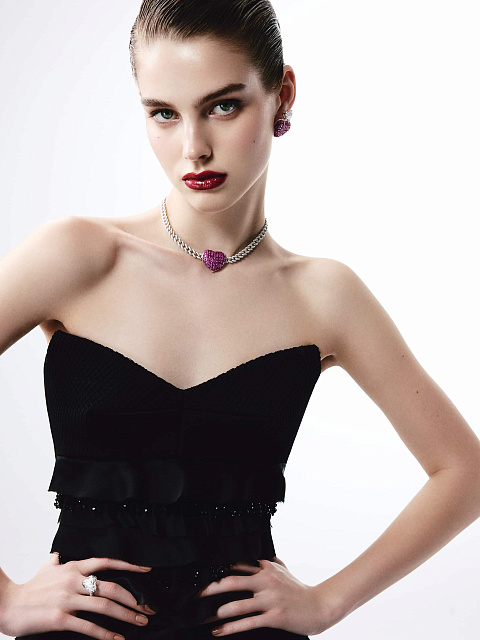 Колье из белого золота с рубинами, 4