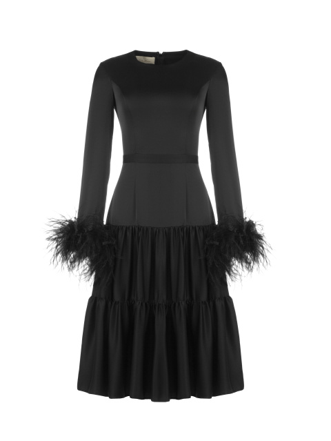 Черное платье-миди из вискозы и шелка с боа, 1