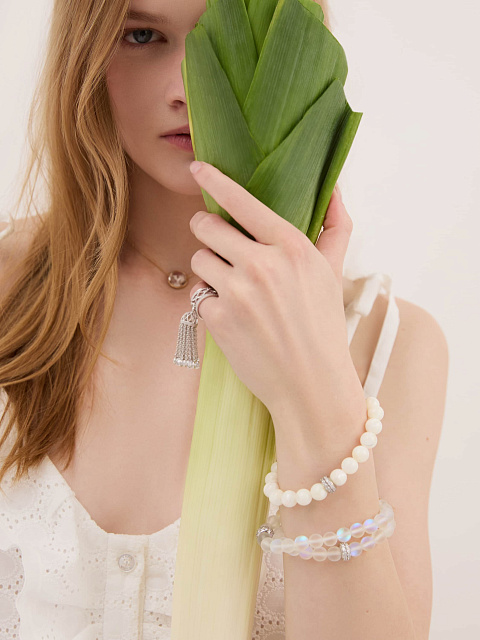 Браслет из серебра с бусинами перламутра и фианитами, 2