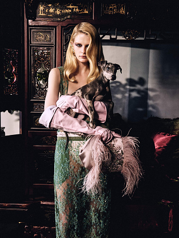 Топ из кружева, 1