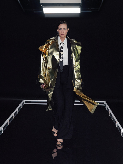 Золотистый двубортный тренч из шелка с люрексом, 5 Золотистый двубортный тренч из шелка с люрексом, 5