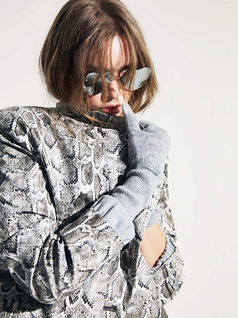 Серый жакет из эко-кожи со змеиным принтом, 3