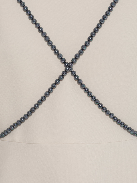 Молочное платье-миди с черным жемчугом , 3