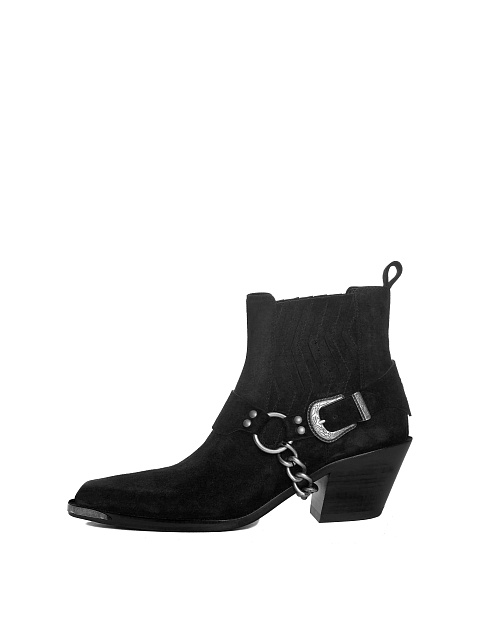 Черные замшевые казаки, 2