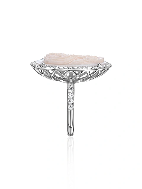 Кольцо из белого золота с камеей на раковине и бриллиантами, 3