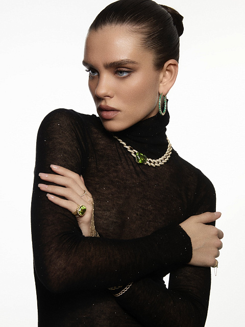 Хупсы из желтого золота с изумрудами, 4