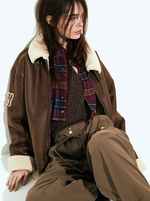 Коричневая дубленка из эко-меха, 2