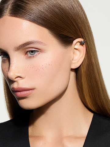 Кафф в виде звезды из черненого золота с черными бриллиантами, 2