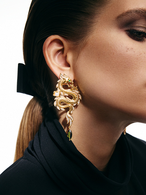 Серьги из желтого золота в виде драконов, 2