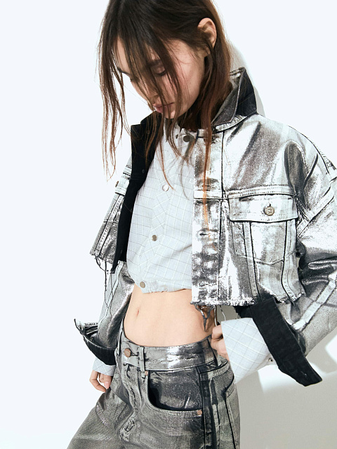 Черная укороченная джинсовка с серебряным напылением, 8 Черная укороченная джинсовка с серебряным напылением, 8