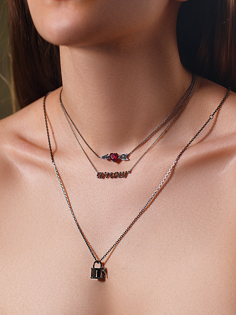 Колье с кулоном "Amour" из черненого золота с бриллиантами, 2 Колье с кулоном "Amour" из черненого золота с бриллиантами, 2