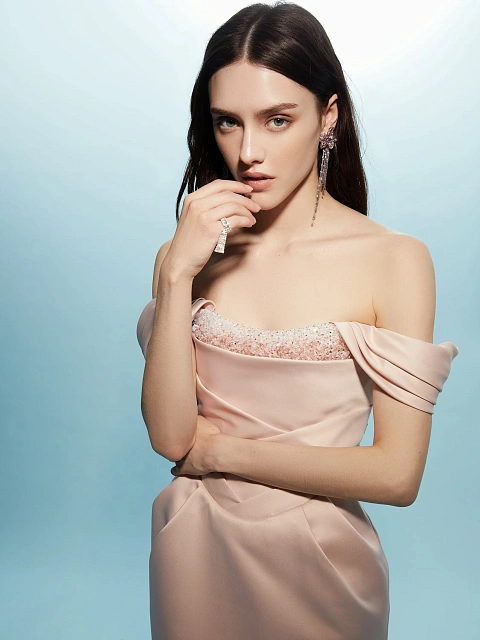 Светло-розовое платье-миди из тафты с кристаллами, 2 Светло-розовое платье-миди из тафты с кристаллами, 2