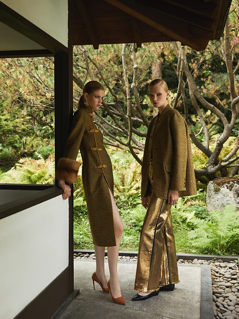 Однобортный жакет из желто-зеленого жаккарда, 7