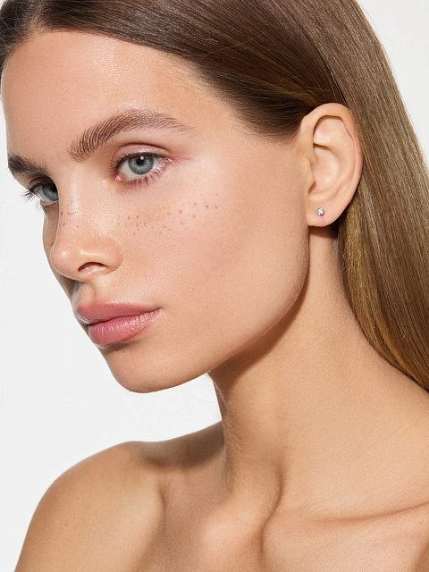 Пусеты из белого золота с бриллиантами, 2