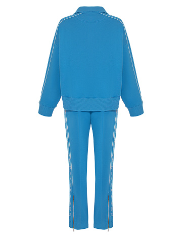Ярко-голубой костюм с укороченной толстовкой и белой вышивкой, 2