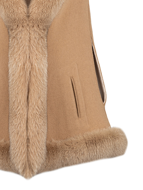 Бежевый кашемировый кейп с мехом лисы, 3