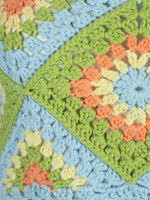 Голубой вязаный топ в технике кроше, 3