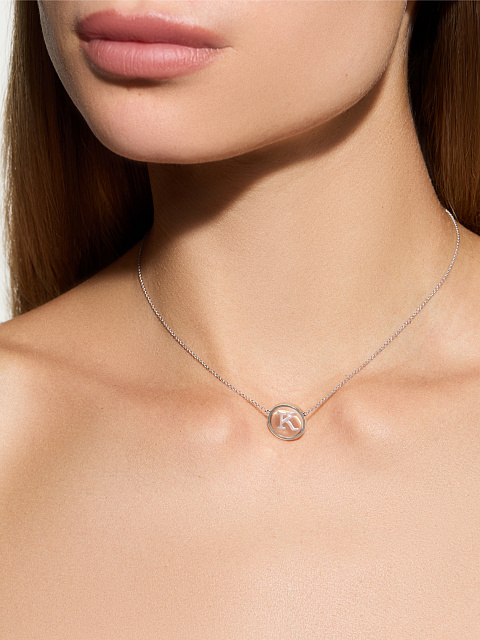 Колье с кулоном с буквой K из белого золота с горным хрусталем, 3 Колье с кулоном с буквой K из белого золота с горным хрусталем, 3