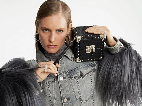 Черная сумка-куб из кожи питона, 9