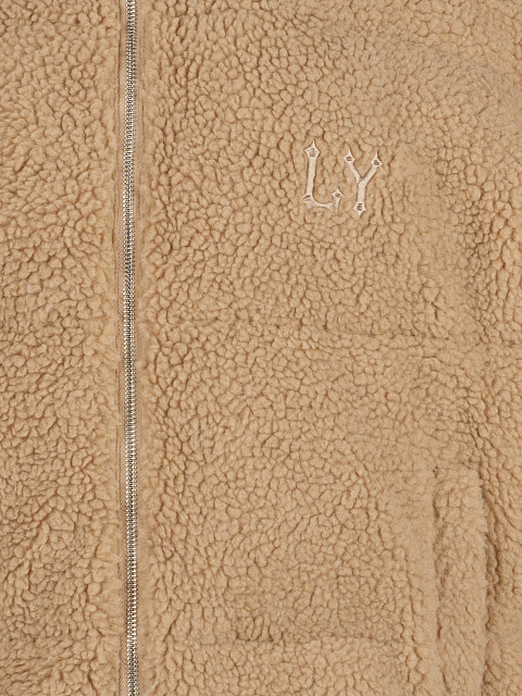 Бежевый пуховик из эко-меха, 3