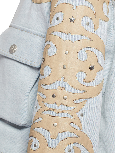 Голубой костюм из денима с отделкой из кожи, 3