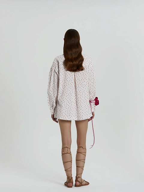 Белый костюм из муслина с красным цветочным принтом, 10